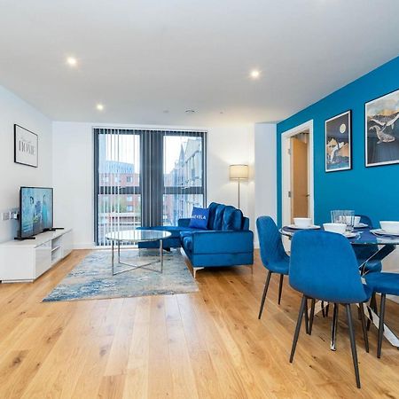 Maevela Apartments - Luxury Broad St Apartment - 2 Bed, 2 Bath - City Centre/Cube/Mailbox - With Underground Parking ✓- L Shape Sofa, Large 50 Inch Smart Tv With Free Netflix & Wifi Birmingham Esterno foto