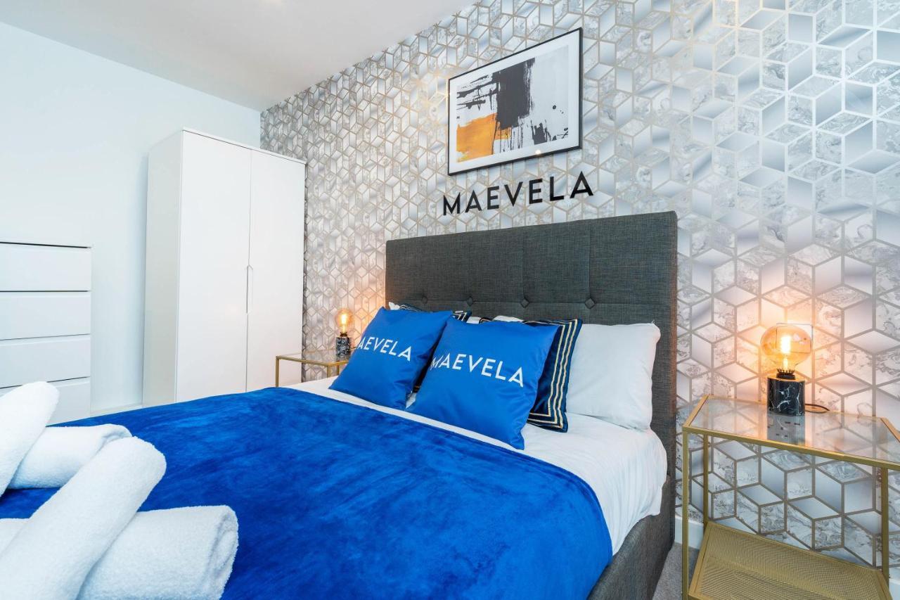 Maevela Apartments - Luxury Broad St Apartment - 2 Bed, 2 Bath - City Centre/Cube/Mailbox - With Underground Parking ✓- L Shape Sofa, Large 50 Inch Smart Tv With Free Netflix & Wifi Birmingham Esterno foto